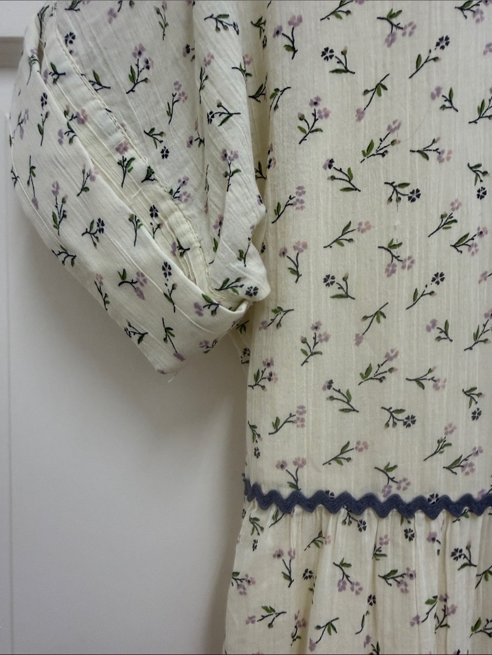 Madewell Cream Floral Maxi Dress with Navy Trim - Picture 4 of 8